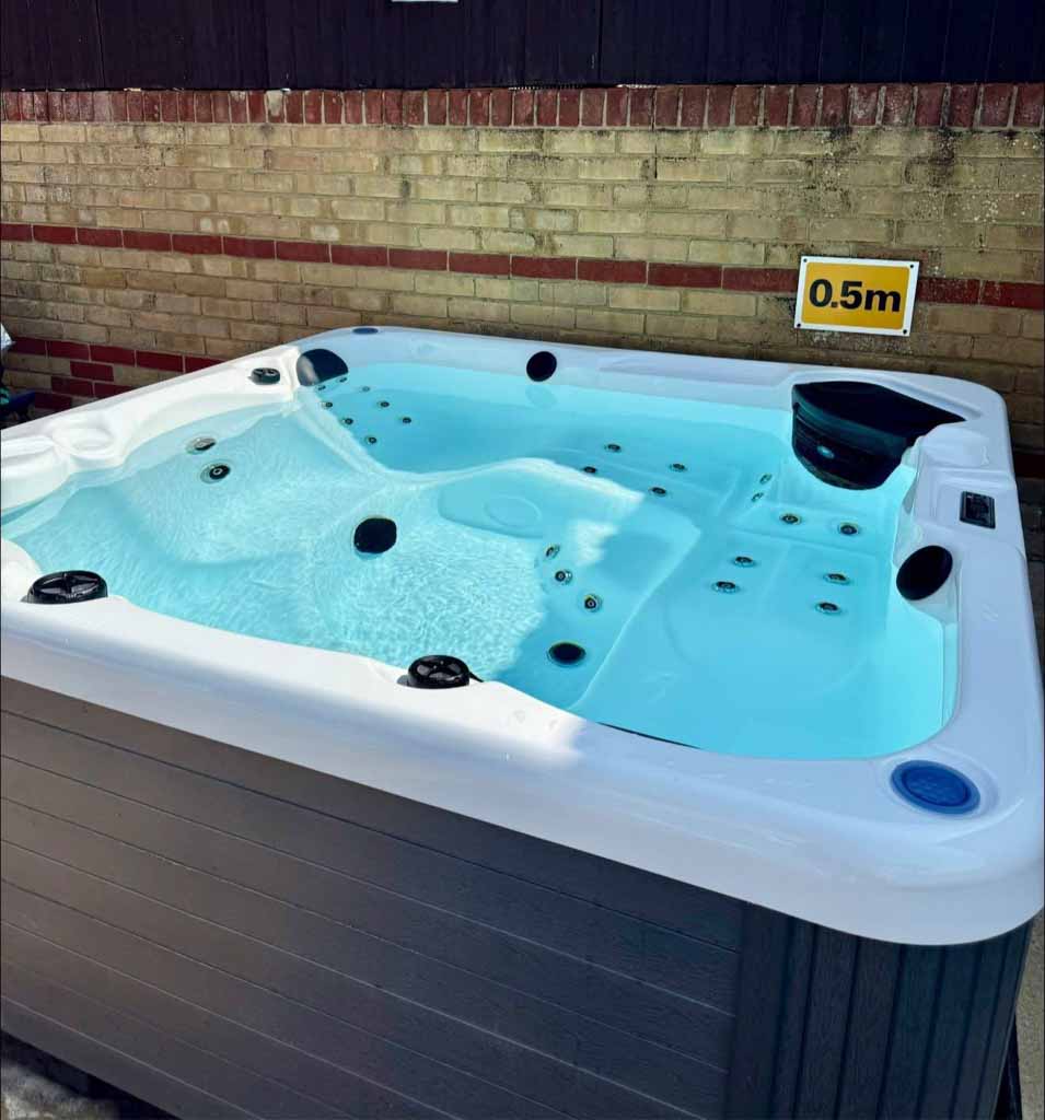 Hot tub